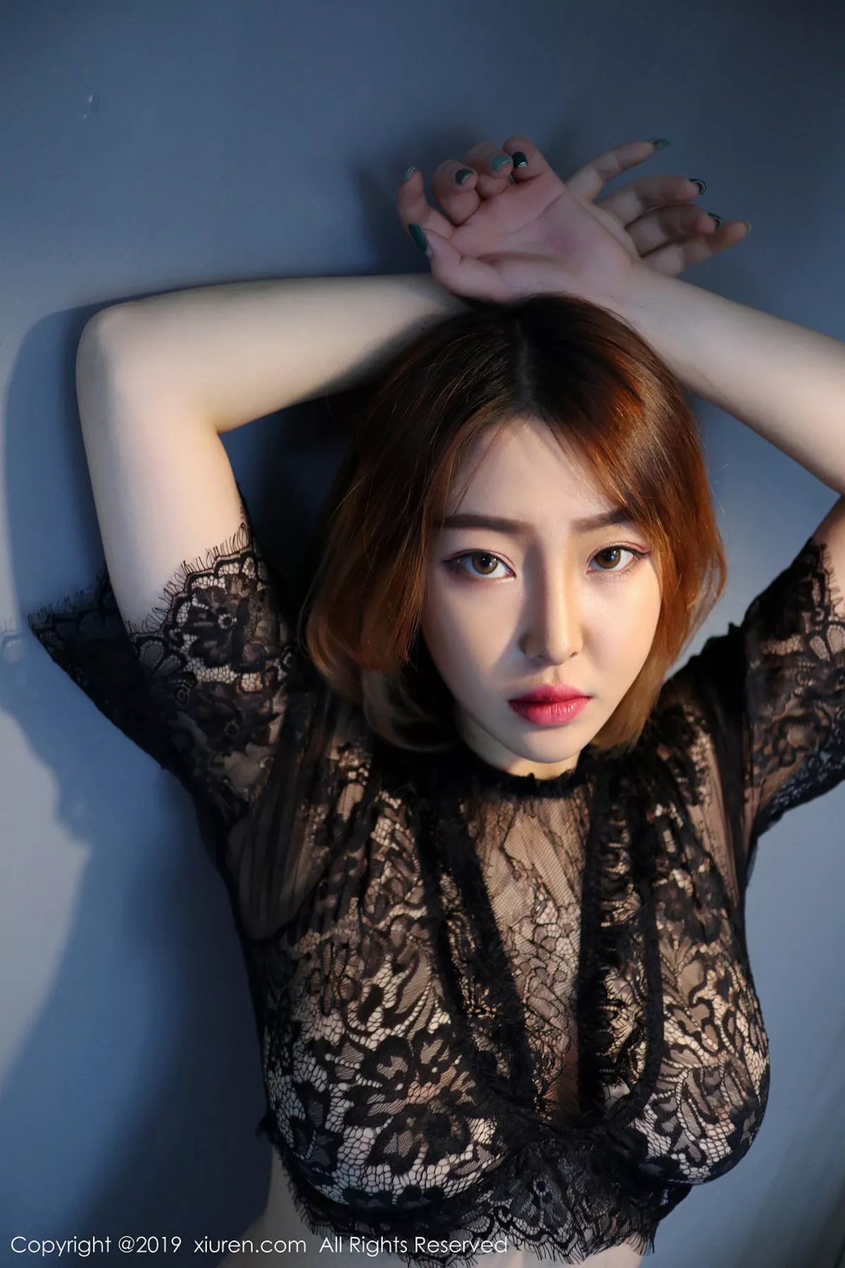 [XiuRen秀人网]第1686期瑶啊摇的瑶写真-秀人资源网